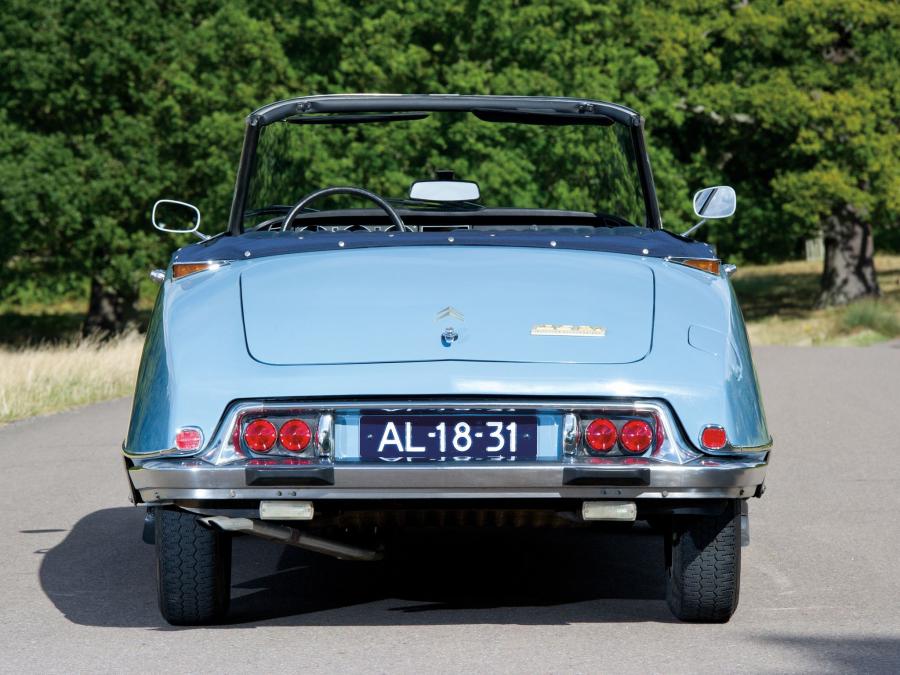  Citroen DS21 Cabriolet 1968 года  (фото 17 из 29)